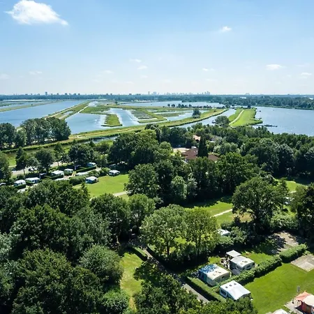 Spacious With Terrace * Zevenhuizen (Zuidplas)